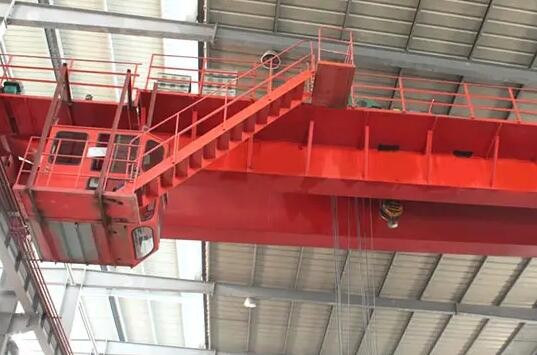 QY绝缘双梁桥式起重机设备展示